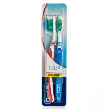 Oral B 123 Shiny Clean Medium Toothbrush 2 Units