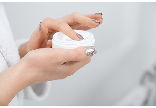 Care for Your Hands in Winter: Repair Creams and More.